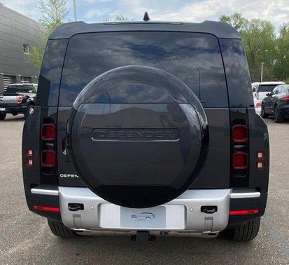 2025 Land Rover Defender 130 P300 S