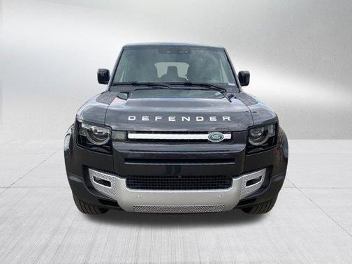 2025 Land Rover Defender 130 P300 S