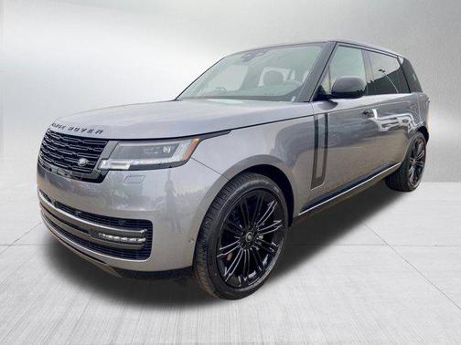 2025 Land Rover Range Rover P400 SE 7 Seat