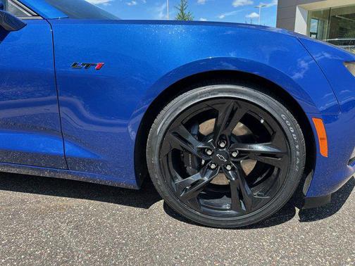 2021 Chevrolet Camaro RWD Coupe LT1