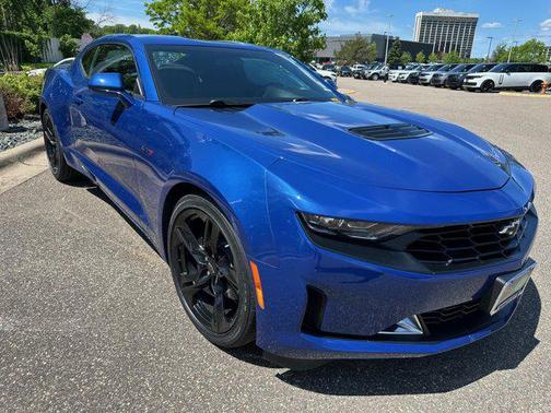 2021 Chevrolet Camaro RWD Coupe LT1