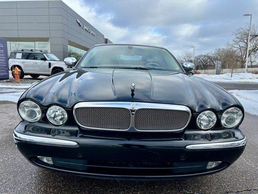 2005 Jaguar XJ Super V8