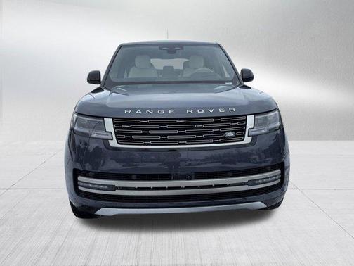 2025 Land Rover Range Rover P400 SE