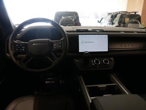 2025 Land Rover Defender 130 P400 X
