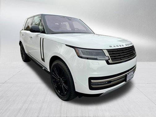 2023 Land Rover Range Rover P530 SE