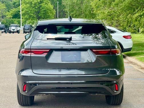 2025 Jaguar F-PACE R-Dynamic S P250 AWD Automatic