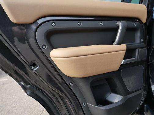 2026 Land Rover Defender P400 X