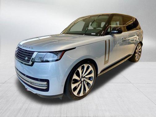 2025 Land Rover Range Rover P530 SE