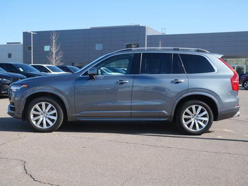 Osmium Grey Metallic 2018 Volvo XC90 T5 Momentum