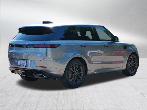 2024 Land Rover Range Rover Sport SE