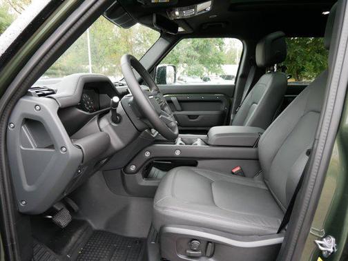 2026 Land Rover Defender S