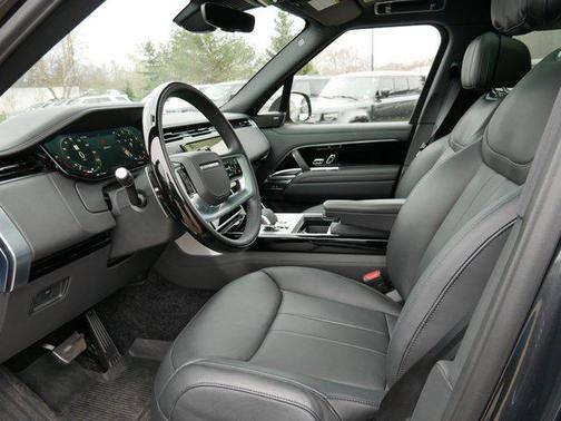 2024 Land Rover Range Rover P530 SE