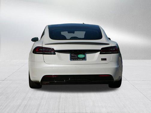 2023 Tesla Model S Plaid