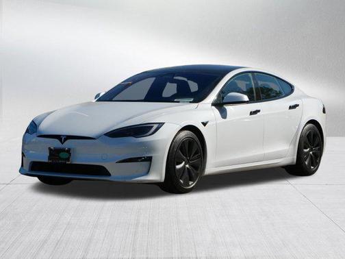 2023 Tesla Model S Plaid