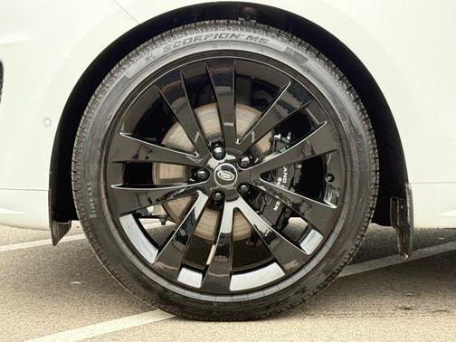 2025 Land Rover Range Rover Sport SE