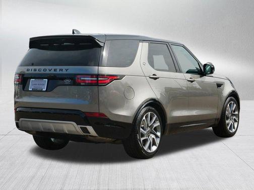 2020 Land Rover Discovery Landmark Edition