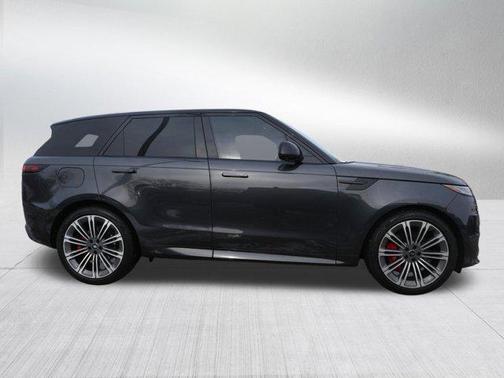 2024 Land Rover Range Rover Sport SE
