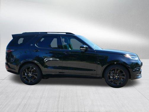 2024 Land Rover Discovery P300 Dynamic SE