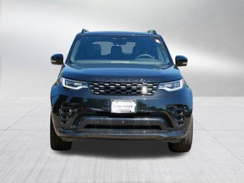 2024 Land Rover Discovery P300 Dynamic SE