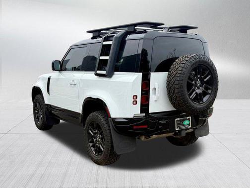 2023 Land Rover Defender 90 X-Dynamic SE