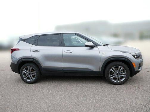 2023 Kia Seltos LX