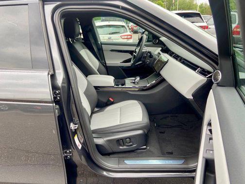 2026 Land Rover Range Rover Evoque Dynamic SE
