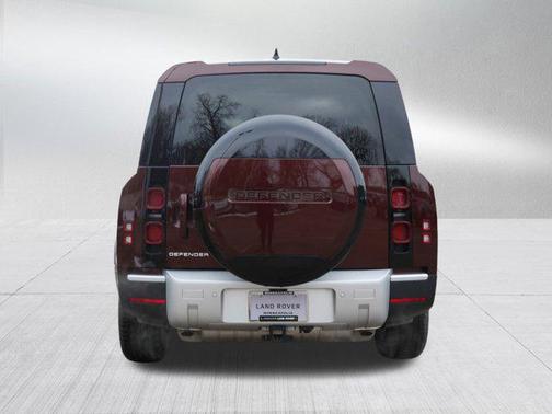 2024 Land Rover Defender 130 P400 S