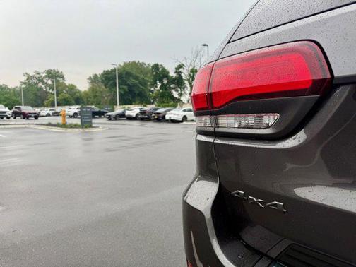 2021 Jeep Grand Cherokee 80th Anniversary 4X4