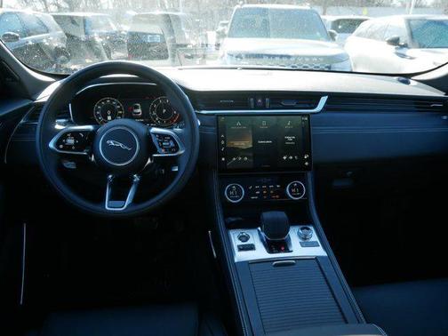2025 Jaguar F-PACE R-Dynamic S P400 AWD Automatic