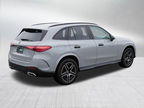 2025 Mercedes-Benz GLC 300 4MATIC