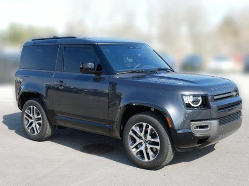 2022 Land Rover Defender 90 X-Dynamic S