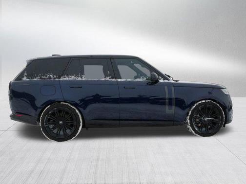 2023 Land Rover Range Rover P530 SE