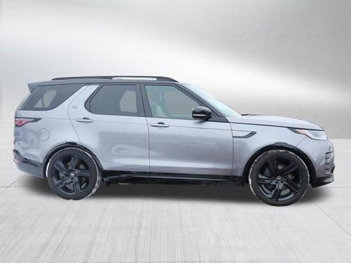 2024 Land Rover Discovery P360 Dynamic SE