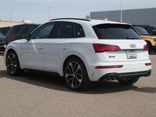 Glacier White Metallic 2024 Audi SQ5 3.0T Prestige