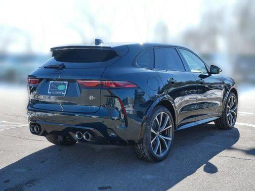 2025 Jaguar F-PACE SVR P550 AWD Automatic
