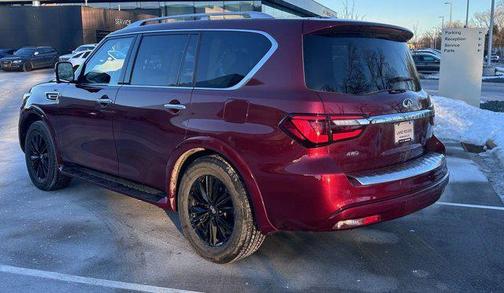 2022 INFINITI QX80 Luxe