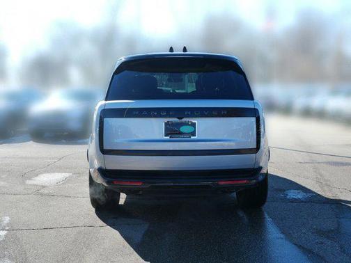 2025 Land Rover Range Rover P530 Autobiography