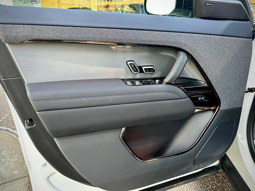 2024 Land Rover Range Rover Sport SE