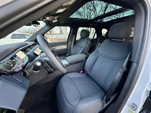 2024 Land Rover Range Rover Sport SE