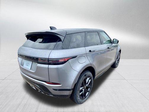 2026 Land Rover Range Rover Evoque Dynamic SE