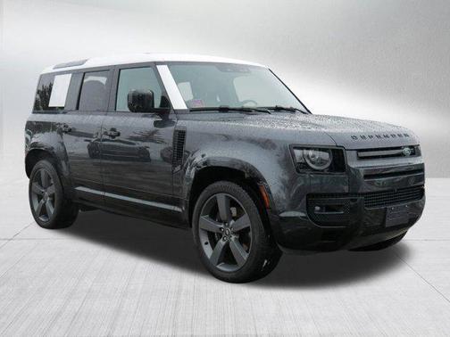 2025 Land Rover Defender 110 V8