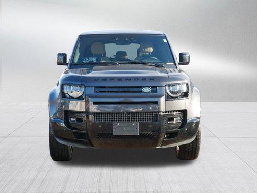 2025 Land Rover Defender 110 V8