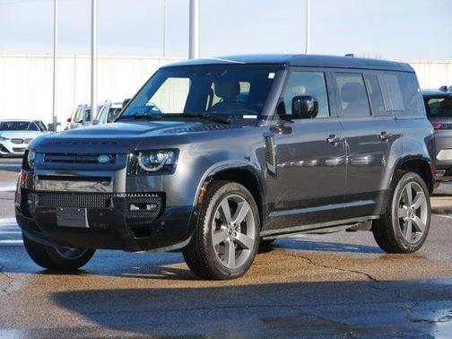 2025 Land Rover Defender 110 V8