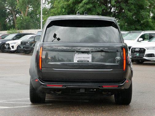 2023 Land Rover Range Rover P530 SE