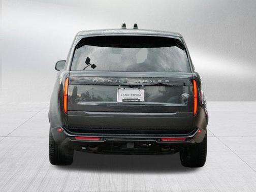 2023 Land Rover Range Rover P530 SE