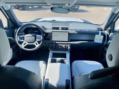 2025 Land Rover Defender 110 P300