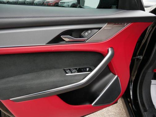 2023 Jaguar F-PACE SVR P550 AWD Automatic