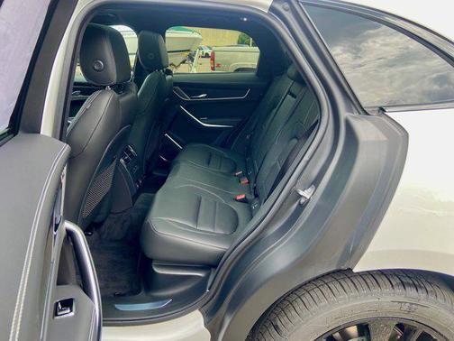 2025 Jaguar F-PACE R-Dynamic S P400 AWD Automatic