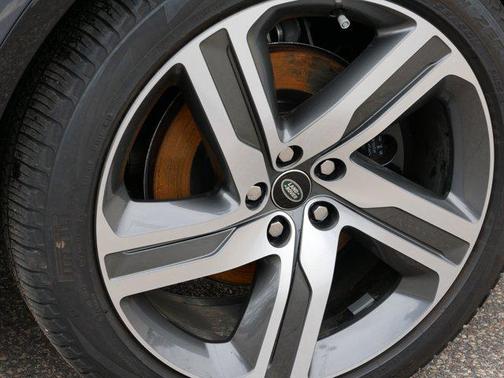 2024 Land Rover Discovery P360 Metropolitan Edition