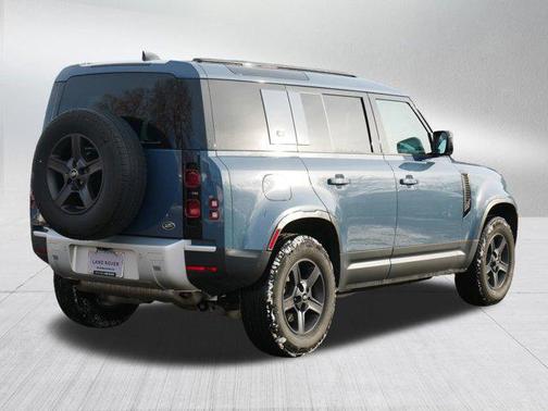 2022 Land Rover Defender 110 Standard